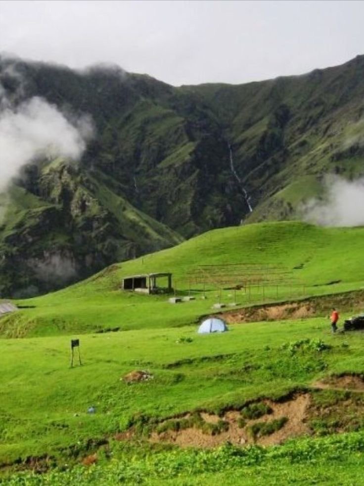 Dayara Bugyal Trek